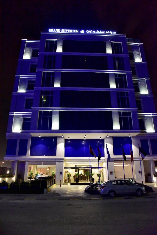 Grand Silverton Nadinah